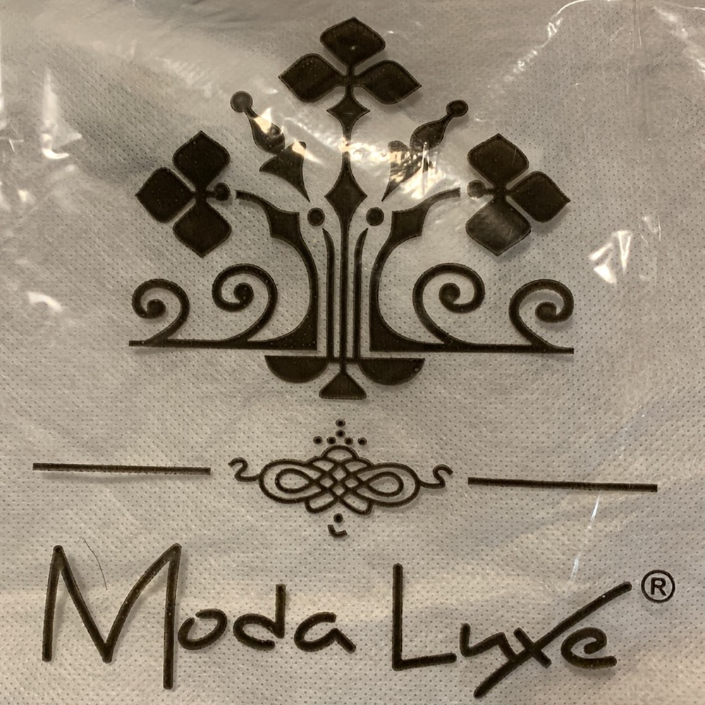 Moda Lux - Picture 2 of 8